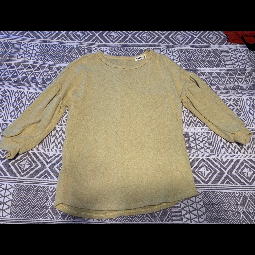 Yellow puff sleeve blouse